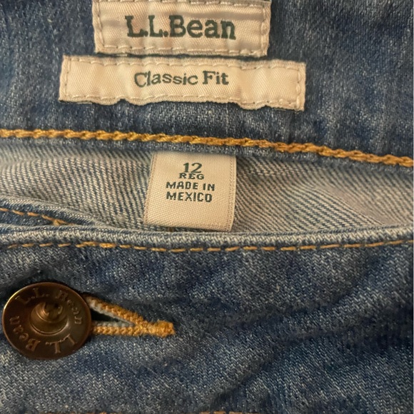 LL Bean Sz 12 Jeans - Picture 2 of 3